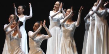 手语“我的梦”多伦多首演震撼3000观众