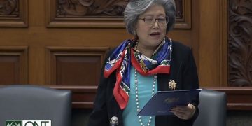 韦邱佩芳教育动议获各党一致支持通过