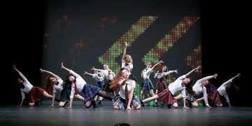 Soul Attention Crew《Fiesta》获白金奖