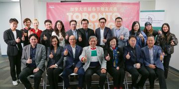 几代华人的梦想“2025加拿大首届春节烟花庆典”