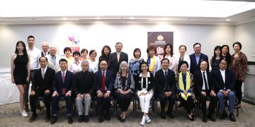 六位传奇人物获2022「红枫传奇」奖