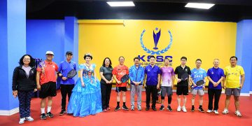 “首届高校杯匹克球大赛”感恩节在王府井火爆出圈！